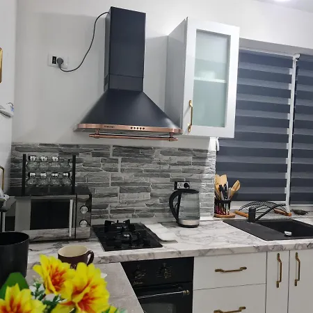 Lady Anays Apartman